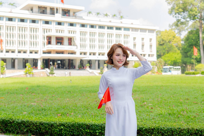 Pé Nhung tại Dinh Độc Lập&nbsp;