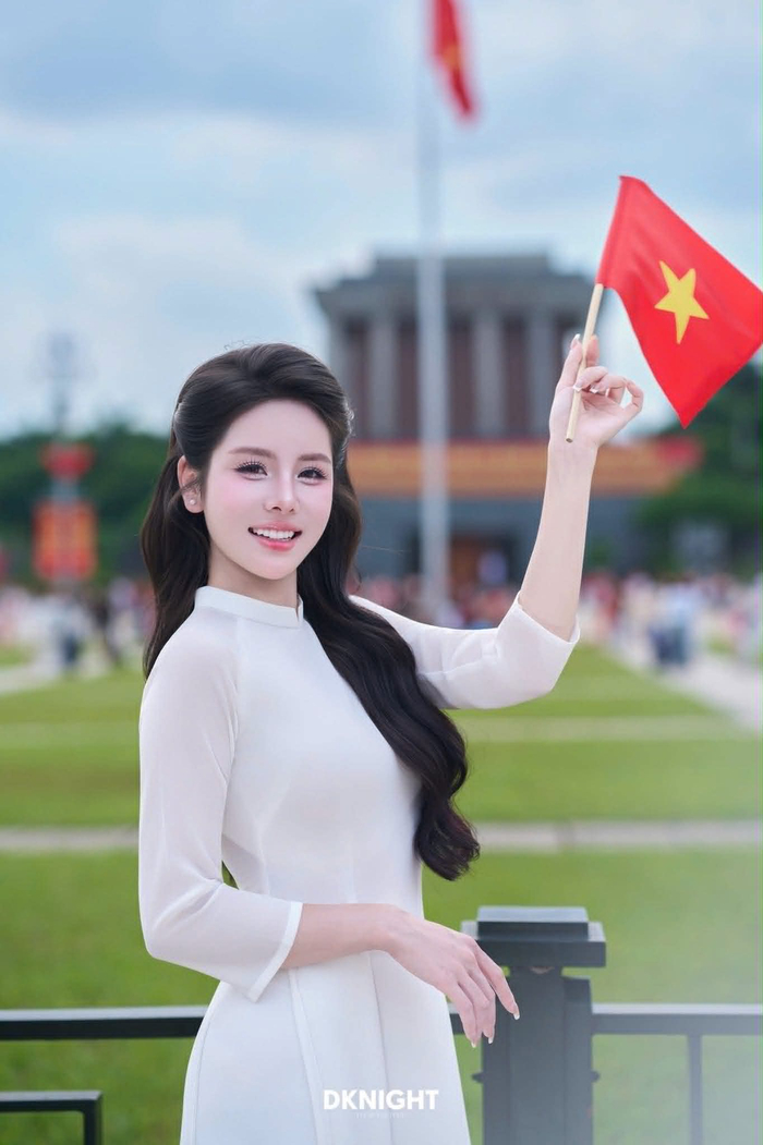 Nữ idol livestream Giáng Uyên: Định nghĩa lại hai chữ 'chuyên nghiệp', truyền cảm hứng cho Gen Z Ảnh 4