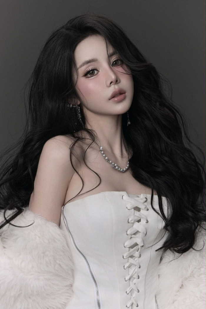 Nữ idol livestream Giáng Uyên: Định nghĩa lại hai chữ 'chuyên nghiệp', truyền cảm hứng cho Gen Z Ảnh 5