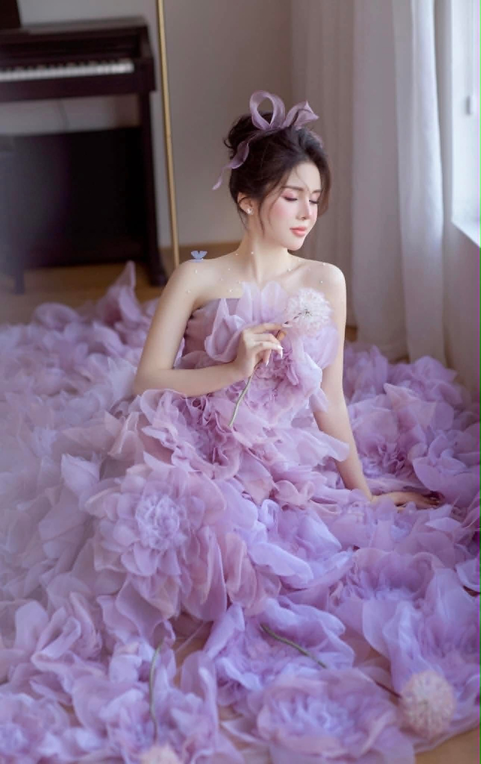 Nữ idol livestream Giáng Uyên: Định nghĩa lại hai chữ 'chuyên nghiệp', truyền cảm hứng cho Gen Z Ảnh 3