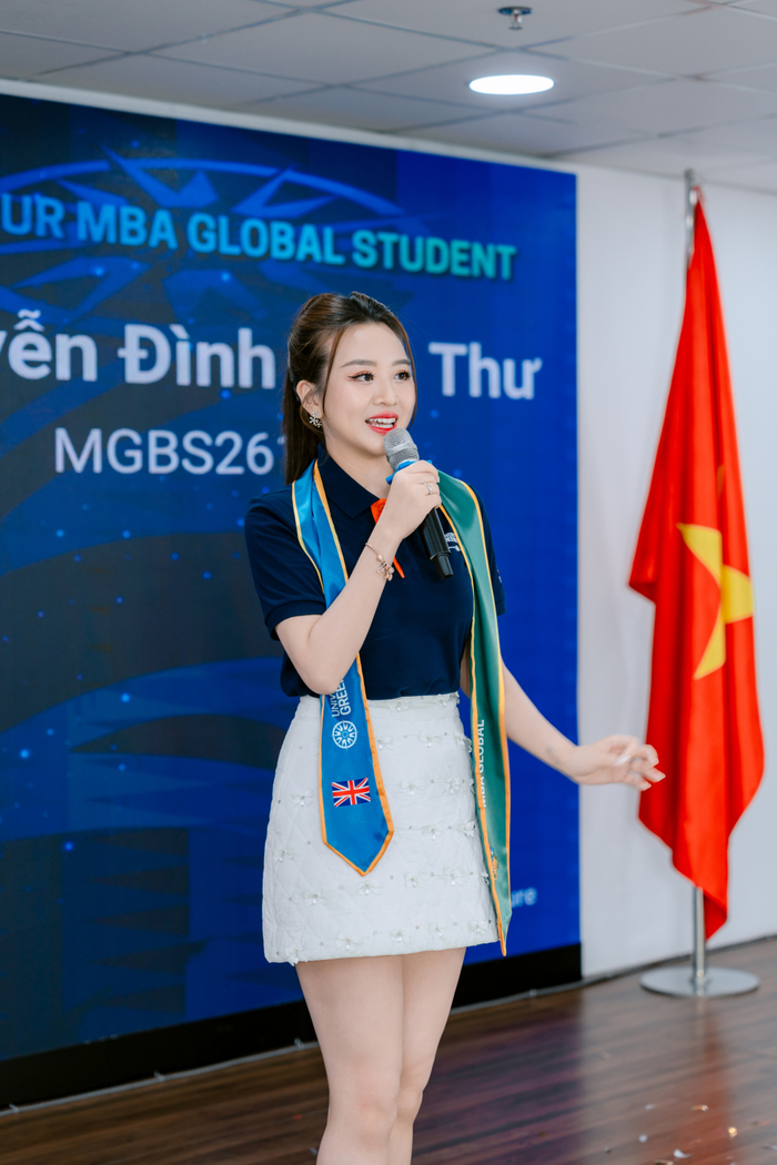 Á hậu – MC Thư Đình chính thức theo học Thạc sĩ Quốc tế MBA Global tại đại học Top đầu Anh Quốc Ảnh 7