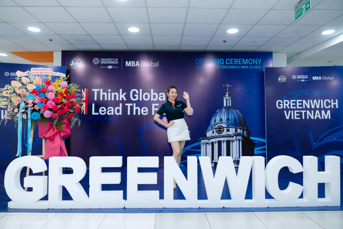 Á hậu – MC Thư Đình chính thức theo học Thạc sĩ Quốc tế MBA Global tại đại học Top đầu Anh Quốc Ảnh 3