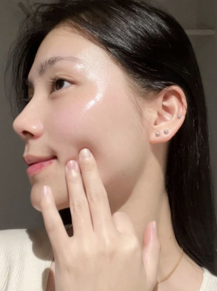 Xu hướng chăm da tinh gọn đang được nhiều beauty creator và KOC lựa chọn