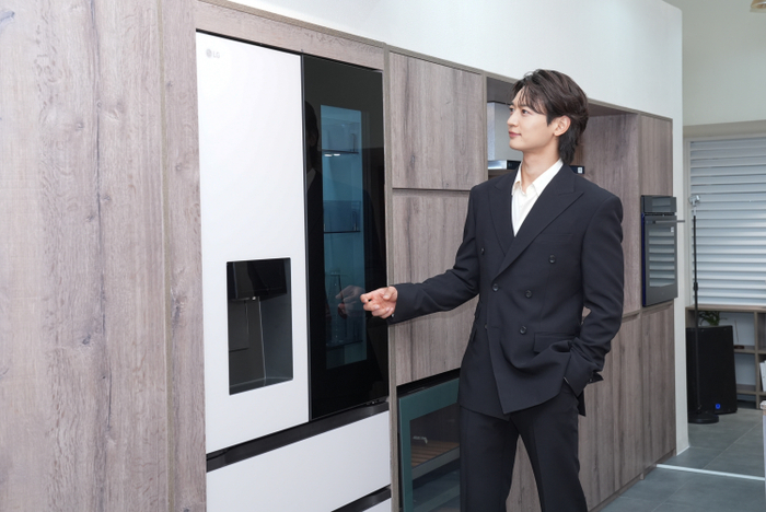 Minho (SHINee) tiết lộ sản phẩm LG khiến anh 'không thể sống thiếu', chia sẻ bí quyết duy trì phong độ suốt nhiều năm Ảnh 3