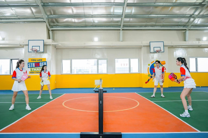 UEF đưa vào giảng dạy Pickleball và bóng rổ với không gian thể thao hiện đại Ảnh 1