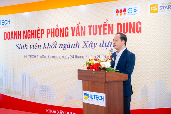 GS.TS. Nguyễn Trung Kiên nhấn mạnh tầm quan trọng của việc chuẩn bị năng lực cá nhân trước khi bước vào thị trường lao động