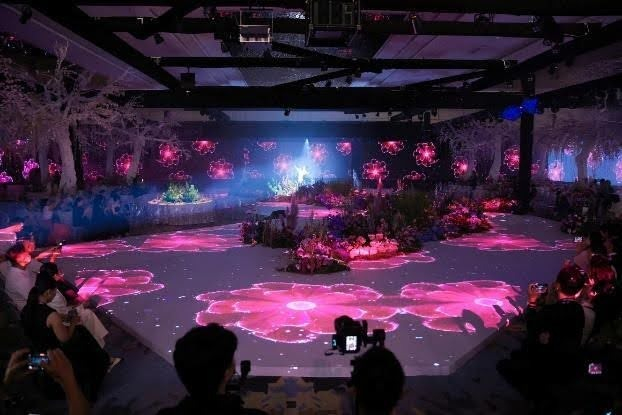 Hàng nghìn khách đổ về The Vietnam Grand WeddX 2026, choáng ngợp trước “đại tiệc cưới” lớn bậc nhất Việt Nam Ảnh 2