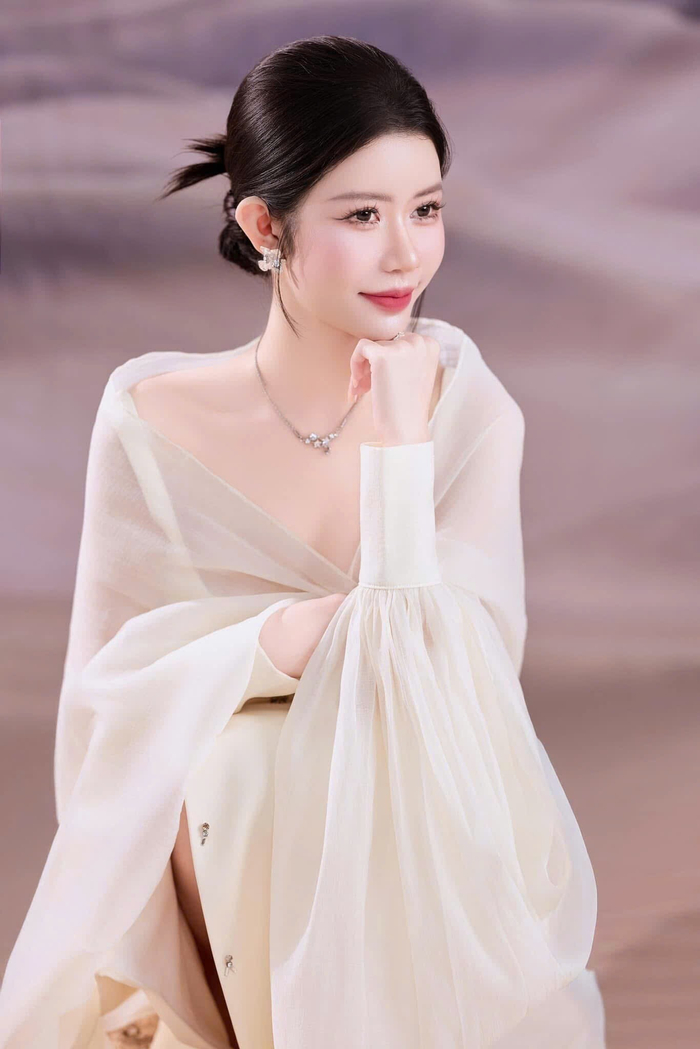 Ngọc Huyền với tư duy của một người làm nghệ thuật đã giúp cô tạo nên một lối đi hoàn toàn khác biệt