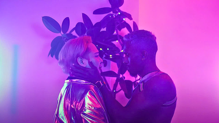 Từ YouTube đến GagaOOLala: “Home Par” và màn hợp tác giữa FabulousMe® với Dear Straight People Ảnh 4
