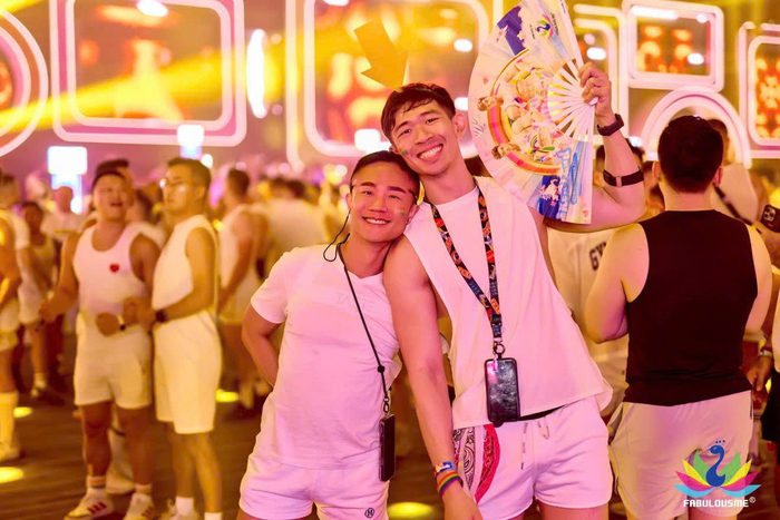 FabulousMe® tài trợ 5.000 quạt cho White Party Bangkok 2026 Ảnh 3