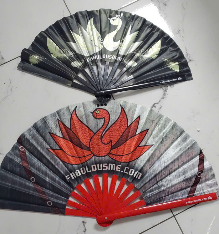 Lần hợp tác đầu tiên giữa WERK và FabulousMe: Khi một lỗi sản xuất tạo nên hai phiên bản sưu tầm Ảnh 4