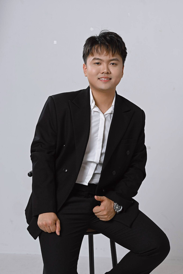 Bùi Hà Nam – người dành niềm đam mê đặc biệt cho đồng hồ và hành trình đưa những giá trị riêng của Pablo Raez đến gần hơn với người yêu thời gian