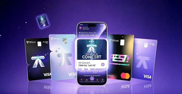 Thẻ TPBank Visa Flash 2in1 phiên bản Limited Edition cùng giao diện App chuẩn vibe Tinh Hà 'Say Hi' - bộ đôi phụ kiện không thể thiếu trong hành trình đu concert.