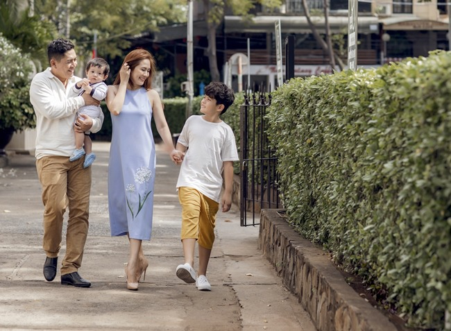 Thanh Thúy hạnh phúc bên gia đình nhỏ sau giảm béo thành công 