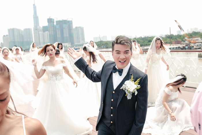 Sau công bố đang yêu, Đàm Vĩnh Hưng đã nghĩ về “Buổi tiệc cuộc đời” của mình? Ảnh 5