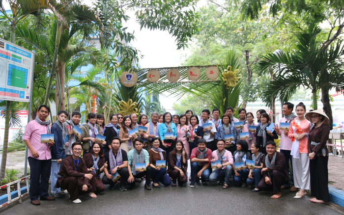 Đặc sắc chương trình “Hồn quê Nam bộ” của sinh viên Việt Nam học, trường đại học Nguyễn Tất Thành Ảnh 2