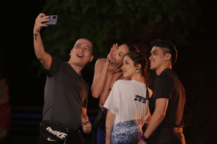 Mùa đầu tiên khép lại với vô vàn cảm xúc lẫn lộn và những trải nghiệm mới lạ dành cho cả hai đội chơi