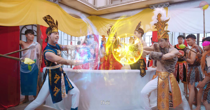 Cuộc đối đầu nảy lửa bất phân thắng bại từ màn rap battle cho đến cuộc chiến sính lễ. Cứ ngỡ sẽ xảy ra hỗn chiến, ai dè…