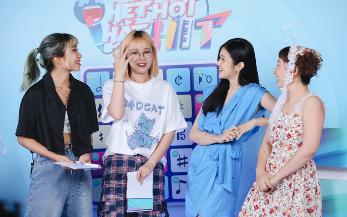 Suni Hạ Linh, Trang Hý 'cạn dòng nước mắt' trước màn hát Boy With Luv (BTS) như tiếng Thái Lan từ MisThy Ảnh 2