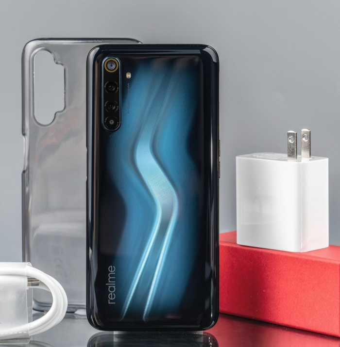 Realme đồng hành cùng giải đấu esport hấp dẫn- PUBG Mobile Pro-League Việt Nam 2020 mùa 2 với những sản phẩm được bảo chứng bởi các “ game thủ” chuyên nghiệp Ảnh 8