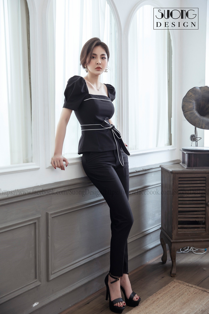Các thiết kế công sở với điểm nhấn phần eo cũng được rất nhiều chị em tin yêu