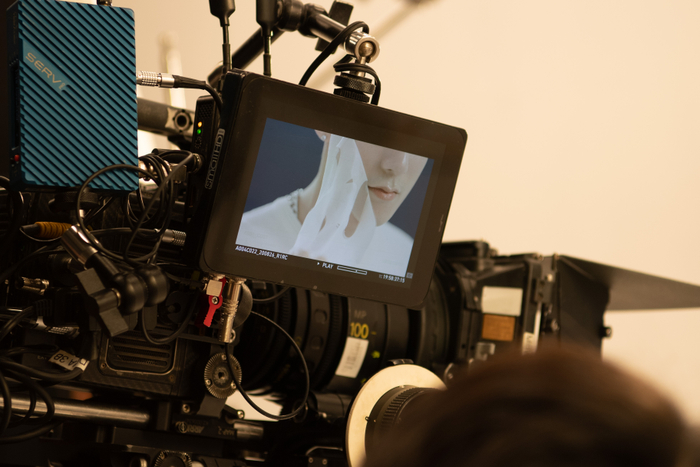 Hình ảnh nhỏ giọt về sản phẩm đang nằm trong vòng “nghi vấn” về sự hợp tác của nghệ sĩ Sơn Tùng M-TP với LányBeau