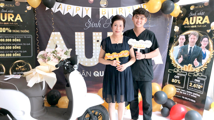 Thẩm Mỹ Quốc Tế Aura mang đến ưu đãi cực lớn kèm quà tặng cho 100% khách hàng đến đăng kí dịch vụ.