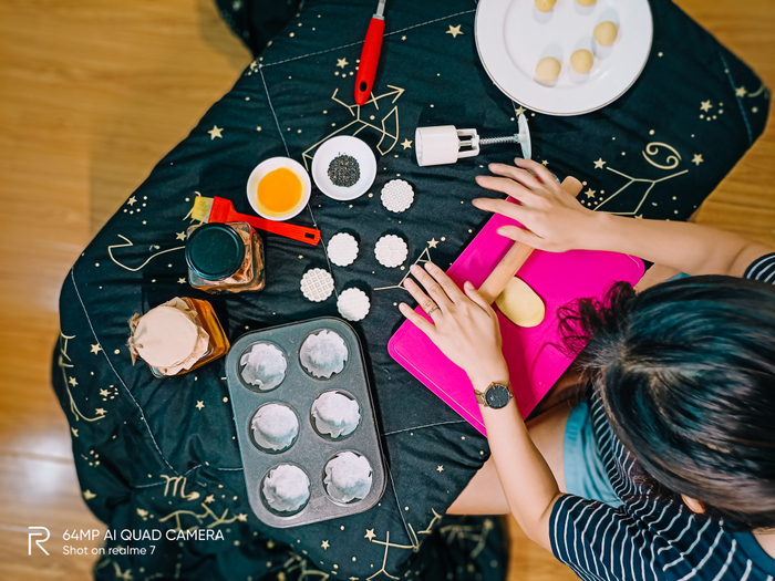 Bật mí công thức làm bánh trung thu trứng muối tan chảy 'homemade' Ảnh 3