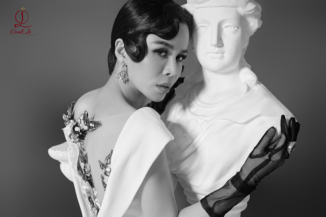 Hoa hậu Oanh Lê tung bộ ảnh đẹp từng centimet nhưng đôi mắt mới là điểm nhấn ấn tượng Ảnh 8