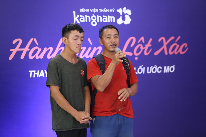 Cha con Võ Văn Nam gây xúc động mạnh cho giám khảo tại vòng casting HTLX