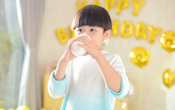 Sữa non là gì? Vai trò và tầm quan trọng của dưỡng chất thuần khiết đối với trẻ nhỏ Ảnh 2