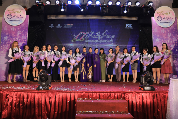 Nails hiện nay được xem là một trong những nghề hot