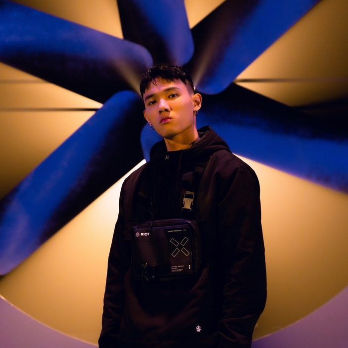 Đừng quên là chàng rapper Tage cũng sẽ góp mặt với những bản hit đang gây sốt trên Rap Việt.