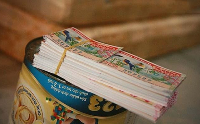 1 seri vé số có bao nhiêu tờ? 1 lốc chứa mấy tờ đặc biệt? Ảnh 2