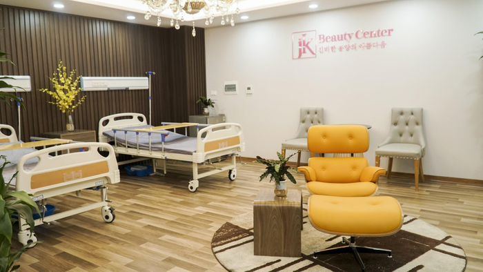 Cơ sở vật chất đầy đủ, khang trang sạch đẹp mang đến sự hài lòng và thoải mái cho tất cả khách hàng sử dụng dịch vụ tại Phòng khám