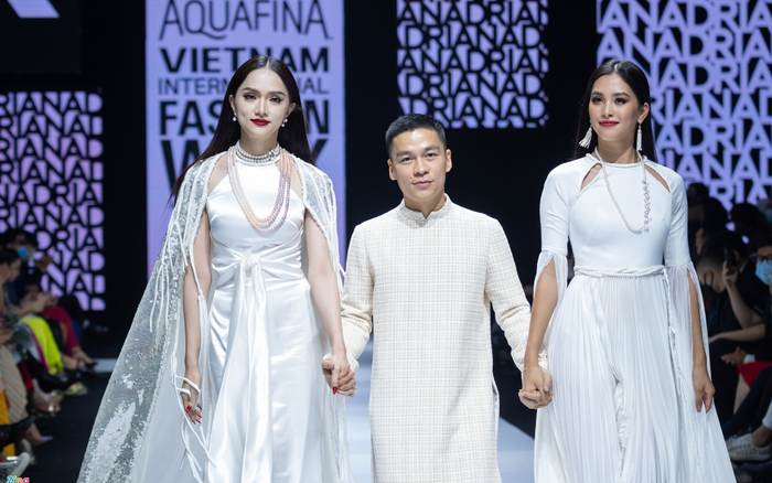 Hương Giang tái xuất tại show diễn của Adrian Anh Tuấn Ảnh 2