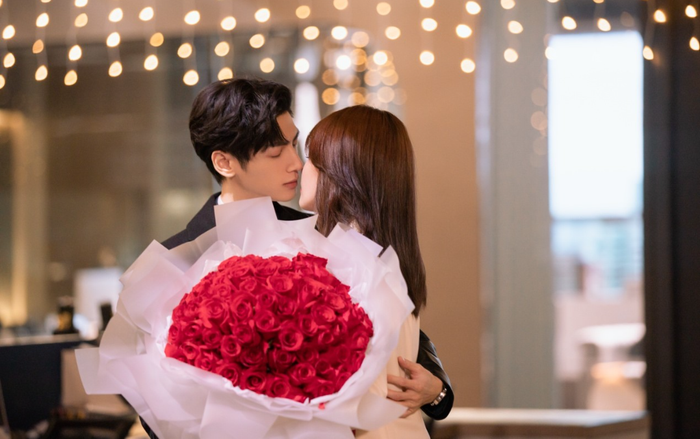 'Tổng tài' La Vân Hy tiết lộ những bí mật xoay quanh bộ phim cực hot Nửa Là Đường Mật, Nửa Là Đau Thương Ảnh 2