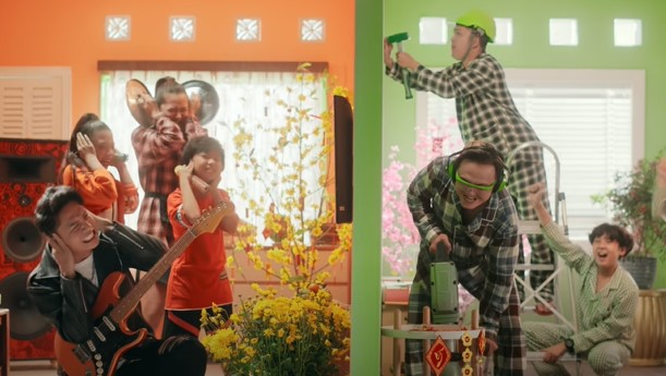 Chuyện ngược đời: Trúc Nhân lần đầu tiên trổ tài rap, Ricky khoe giọng ấn tượng trong MV Tết collab của cả 2 Ảnh 5