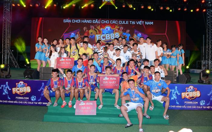 Nhìn lại năm 2020 của FCB88: Sân chơi trẻ thu hút từ Thuỷ Tiên, Công Vinh tới Dế Choắt, Ricky Star Ảnh 2