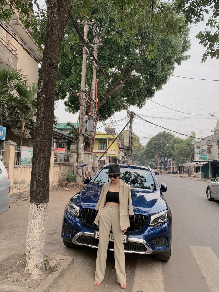 Quần âu vest sự kết hợp chưa bao giờ lỗi mốt.