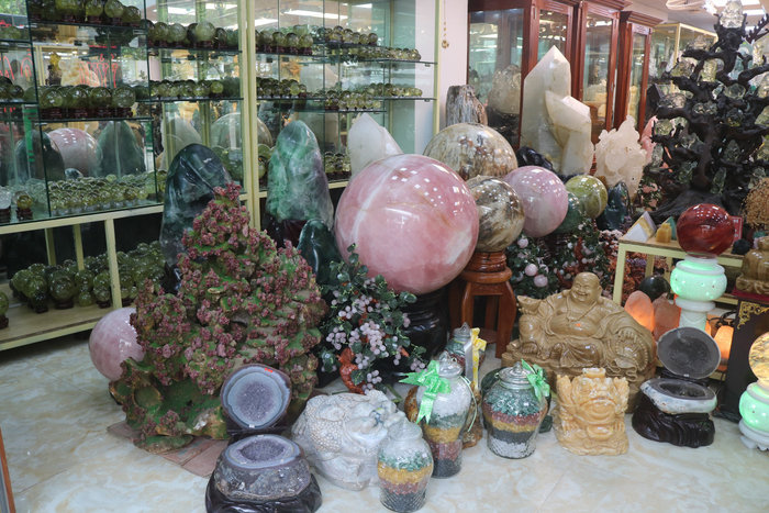 Mỗi sản phẩm đá quý đều mang giá trị khác biệt