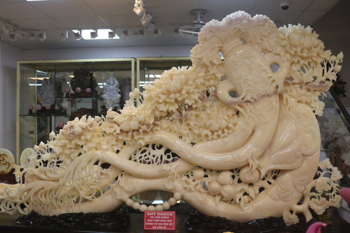 Đá Quý Mừng Chám - Nơi gắn kết phong thủy và cuộc sống