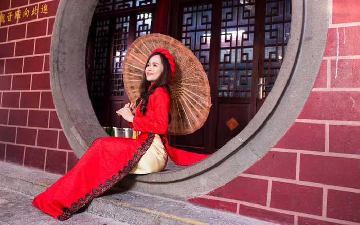 NTK THỜI TRANG Xuân Nguyễn: từ khó khăn tới thành công của bản thân Ảnh 2