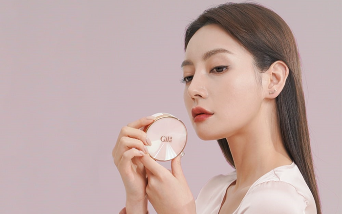 5 món mỹ phẩm nhất định bạn phải sở hữu trong Tết này Ảnh 2