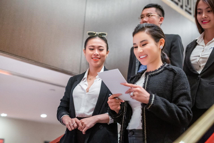 Jenny Trần 'Tôi tự định giá bản thân' Ảnh 2