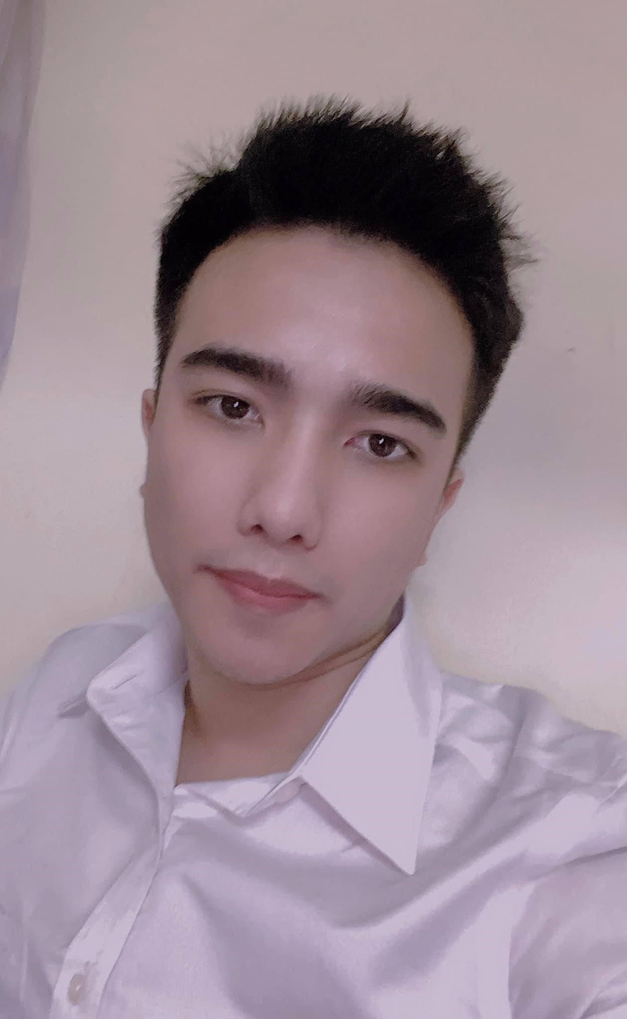 Vũ Tuấn Anh người giúp nhiều nghệ sĩ sở hữu tích xanh facebook