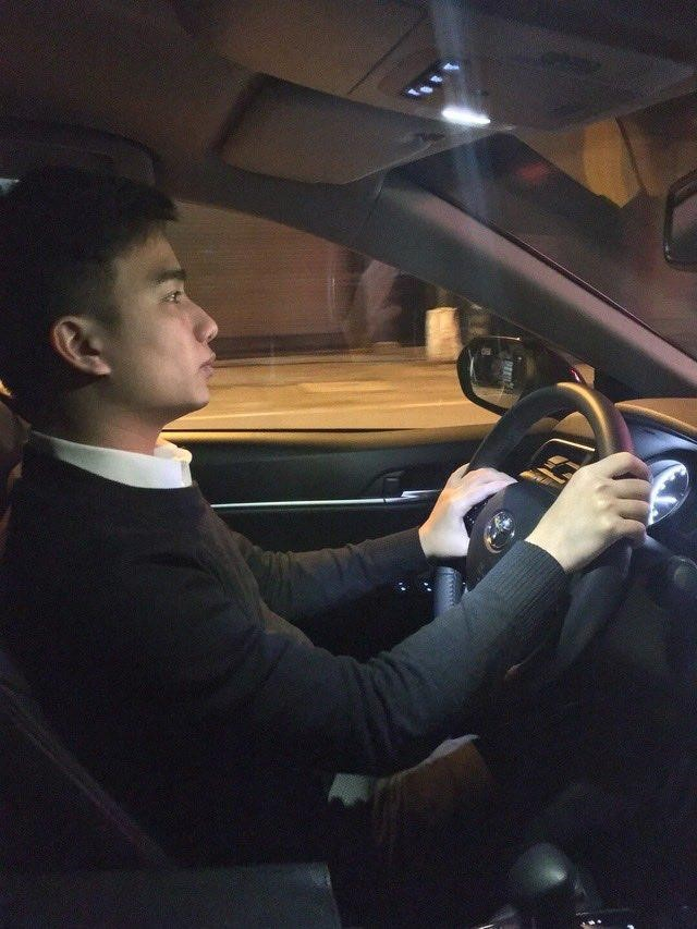 Vũ Tuấn Anh: người 'bảo vệ' nhãn hiệu các nghệ sĩ bằng tích xanh facebook Ảnh 7