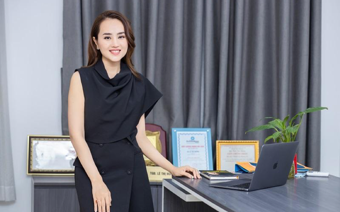 CEO Công ty TNHH BTF Việt Nam - nữ doanh nhân triệu người theo dõi Hương Lê Ảnh 2