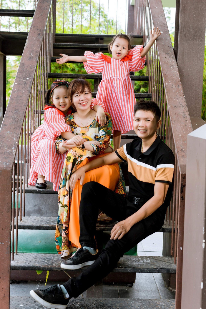 Gia đình nhỏ hạnh phúc của chị Luyến và anh Tây.