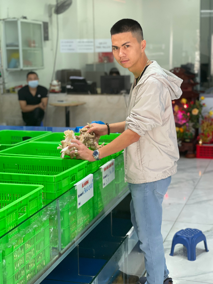 Ông chủ Hùng Ốc: Từ ý tưởng đi đến thành công trong kinh doanh hải sản Ảnh 8